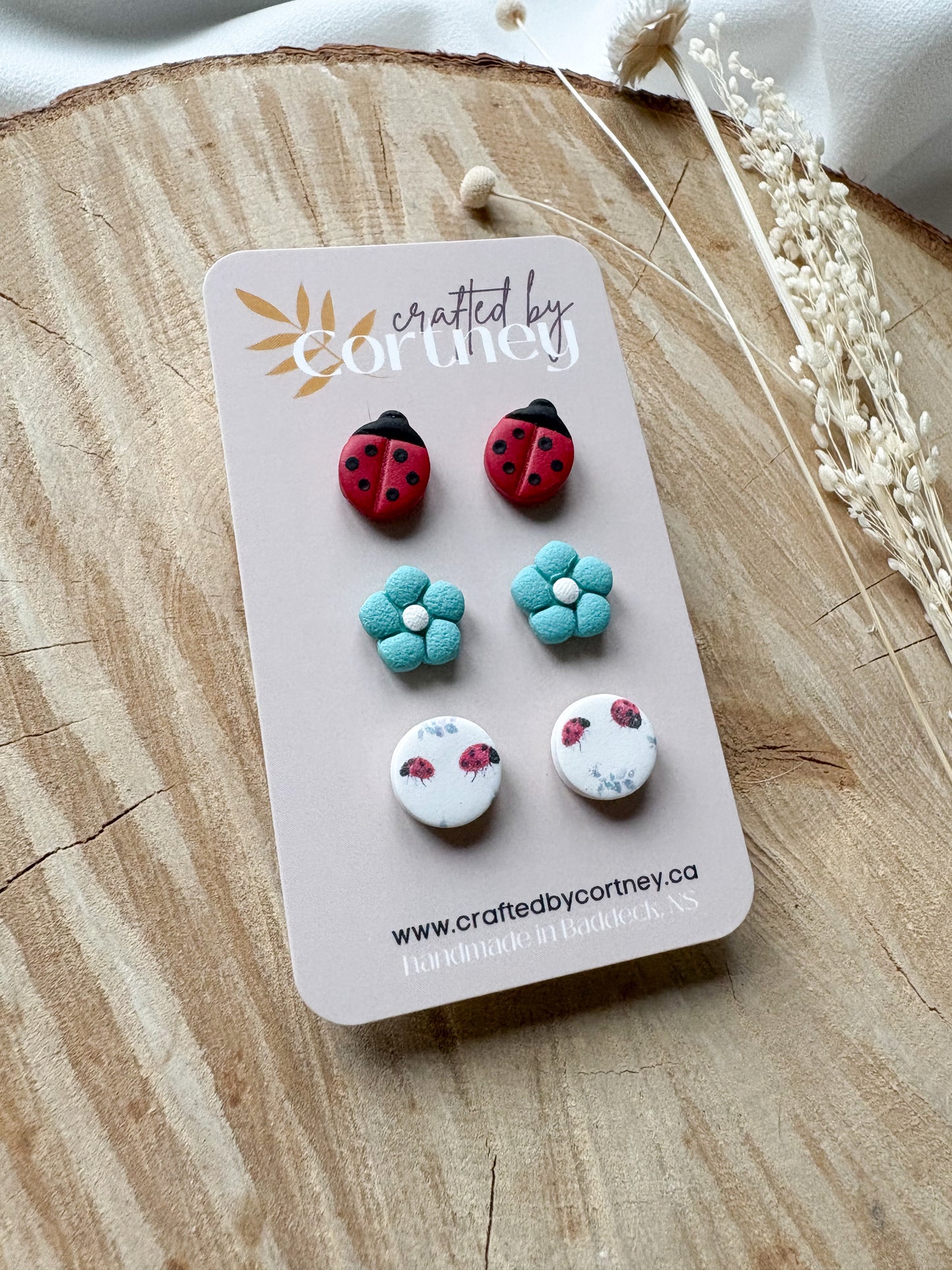 Lady bug Stud Trio