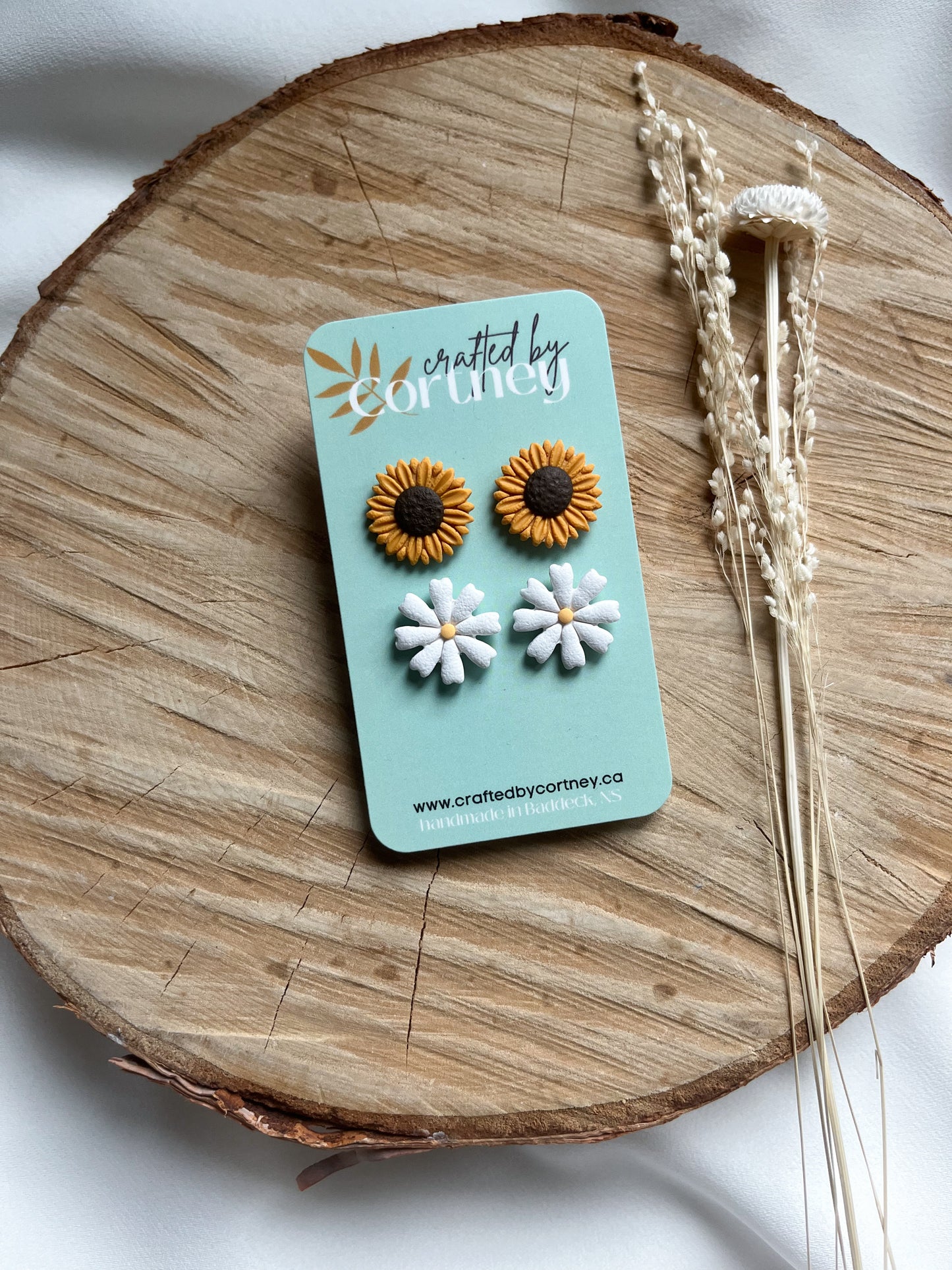 Sunflower + Daisy stud duo