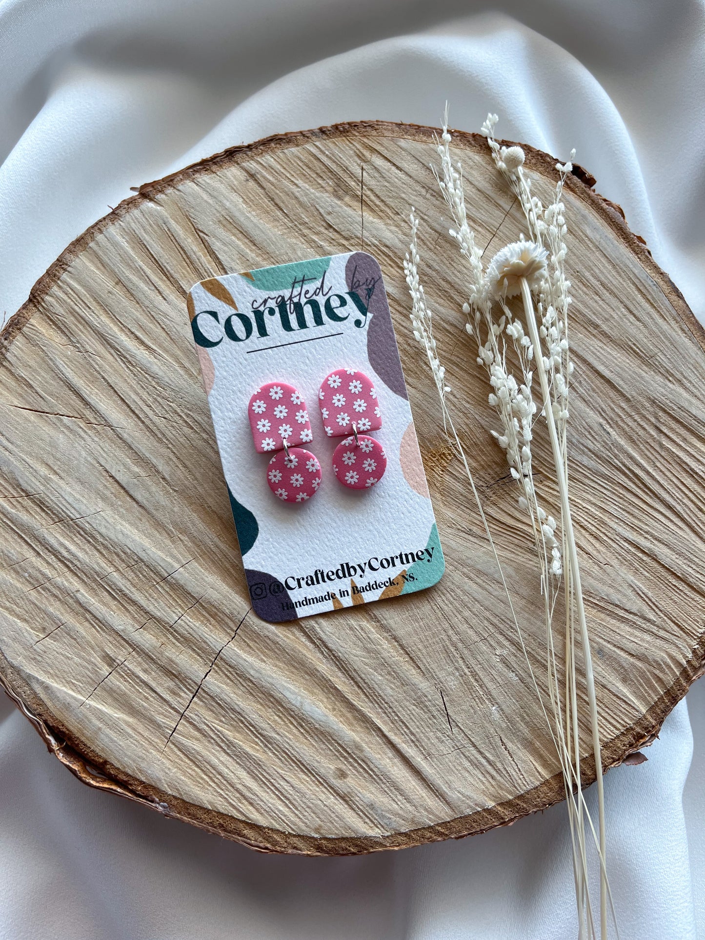 Mini Chelsea - pink w/daisies